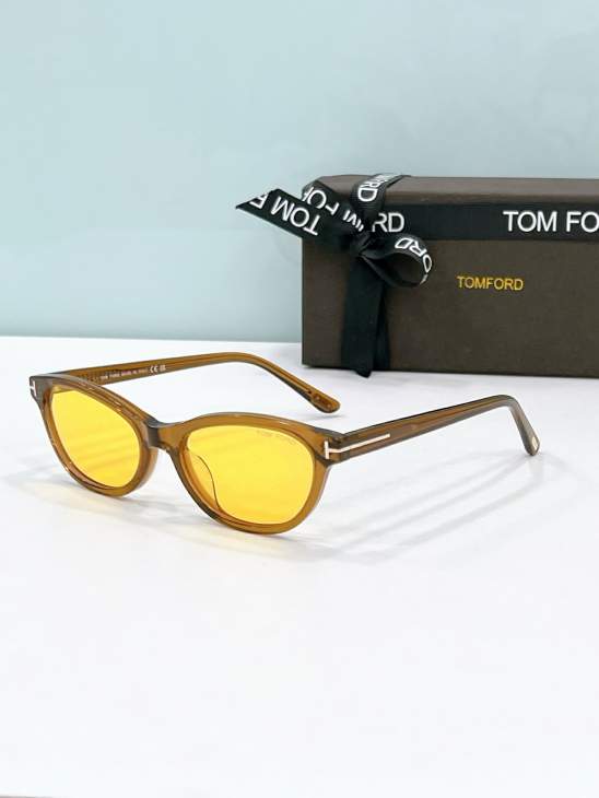 Picture of Tom Ford Sunglasses _SKUfw77796503fw